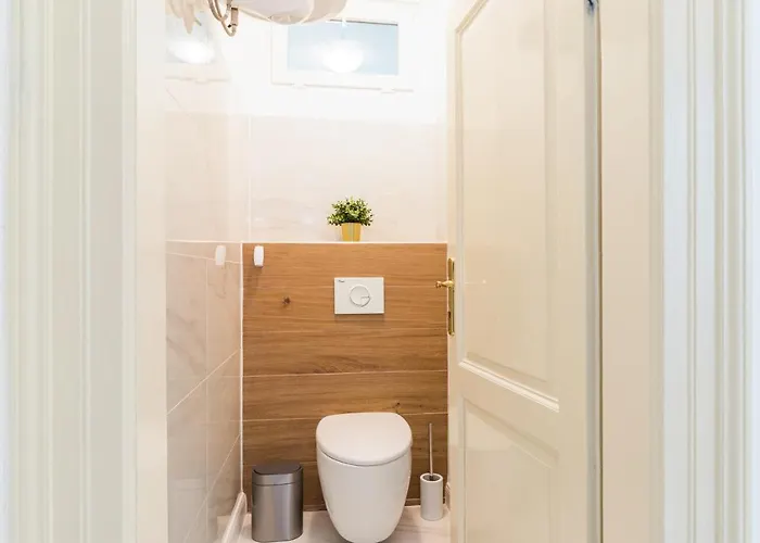 Διαμέρισμα Augier - Centre - 100sqm - Free Parking Nearby